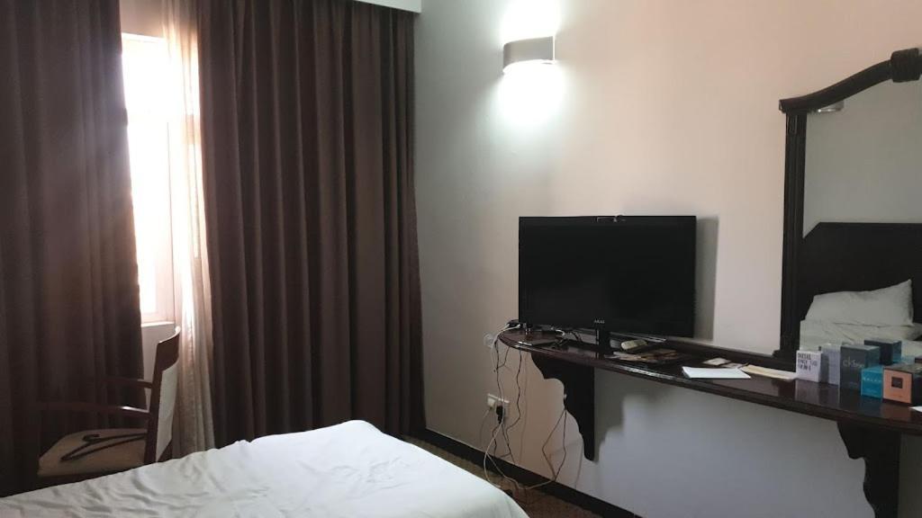 Al Mas Hotel Baghdad Exterior photo